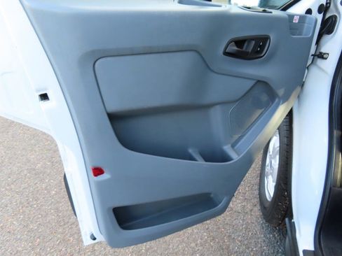 Used 2019 Ford Transit 250 130 Low Roof RWD image 16