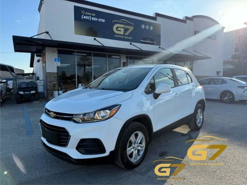 Used 2021 Chevrolet Trax LS w/ Tint and Cruise Package AWD/4WD image 1