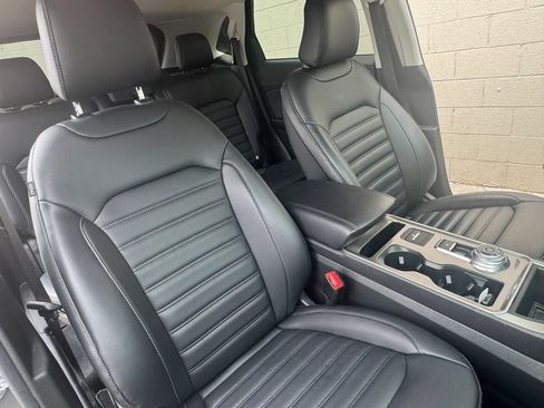 Used 2024 Ford Edge SEL w/ Convenience Package AWD/4WD image 17