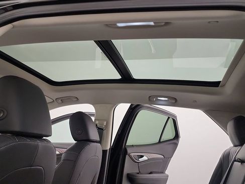 Used 2023 Buick Envision Avenir AWD/4WD image 15