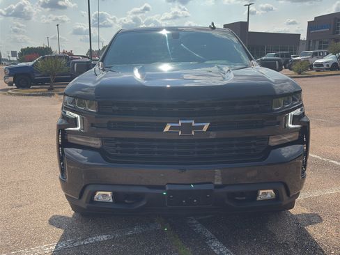 Used 2022 Chevrolet Silverado 1500 RST AWD/4WD image 2