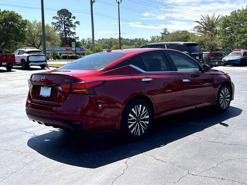 Used 2024 Nissan Altima 2.5 SV image 26