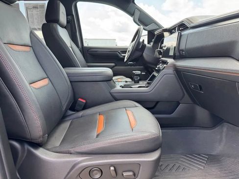 Used 2024 GMC Sierra 1500 AT4 w/ AT4 Premium Package AWD/4WD image 41
