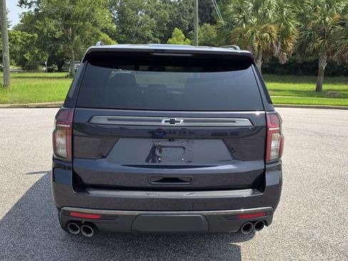 Used 2022 Chevrolet Tahoe Z71 w/ Z71 Off-Road Package AWD/4WD image 3