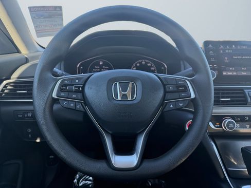 Used 2022 Honda Accord LX image 12
