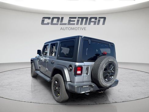 Used 2019 Jeep Wrangler Unlimited Sport S AWD/4WD image 3