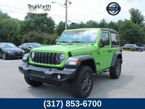 Used 2025 Jeep Wrangler Sport AWD/4WD image 1