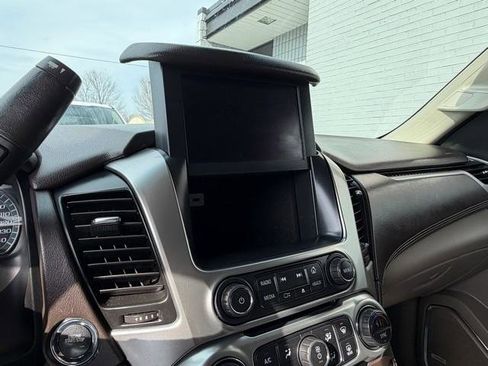 Used 2015 Chevrolet Tahoe LT w/ Luxury Package image 21