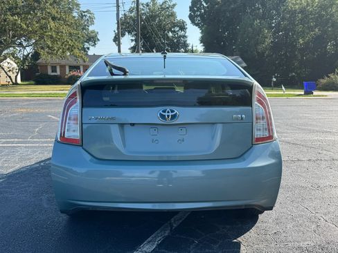 Used 2014 Toyota Prius Three FWD image 6
