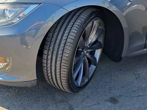 Used 2013 Tesla Model S Performance image 35