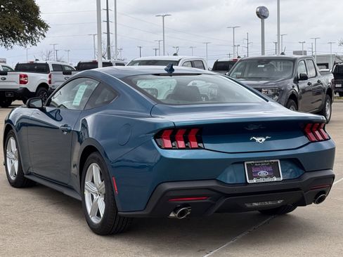 New 2026 Ford Mustang Coupe image 4