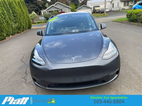 Used 2021 Tesla Model Y Long Range AWD/4WD image 15
