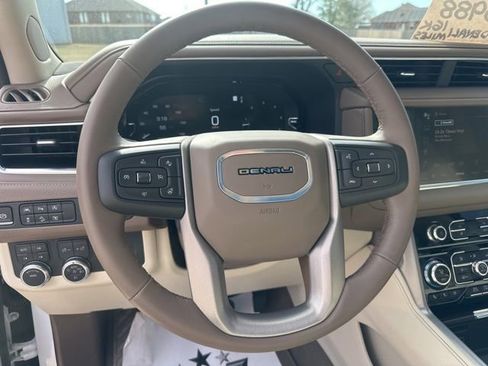 Certified 2024 GMC Yukon Denali image 18