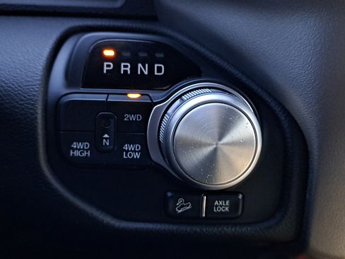 Used 2019 RAM 1500 Rebel AWD/4WD image 21