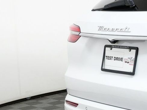 Used 2023 Maserati Grecale Modena image 39