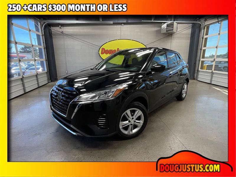 Used 2021 Nissan Kicks S FWD image 1