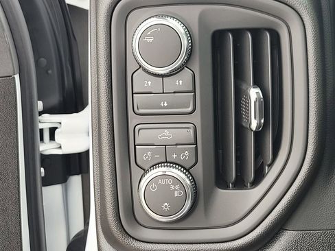 New 2026 GMC Sierra 2500 Pro w/ Max Trailering Package AWD/4WD image 22