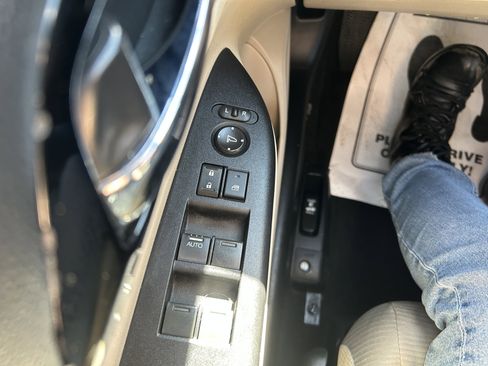 Used 2016 Honda Accord LX image 16