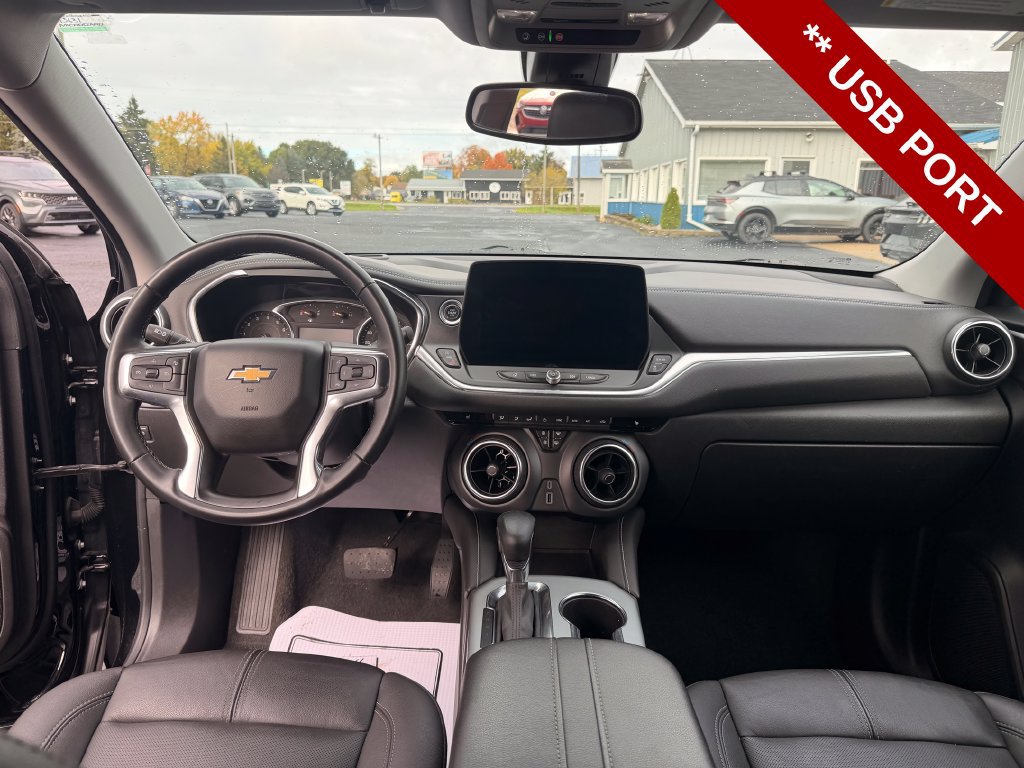 Used 2024 Chevrolet Blazer LT FWD image 15