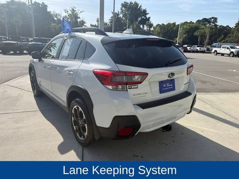 Used 2022 Subaru Crosstrek 2.0i Premium w/ Moonroof Package AWD/4WD image 6