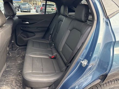 Used 2025 Buick Envista Sport Touring w/ Experience Buick Package image 14