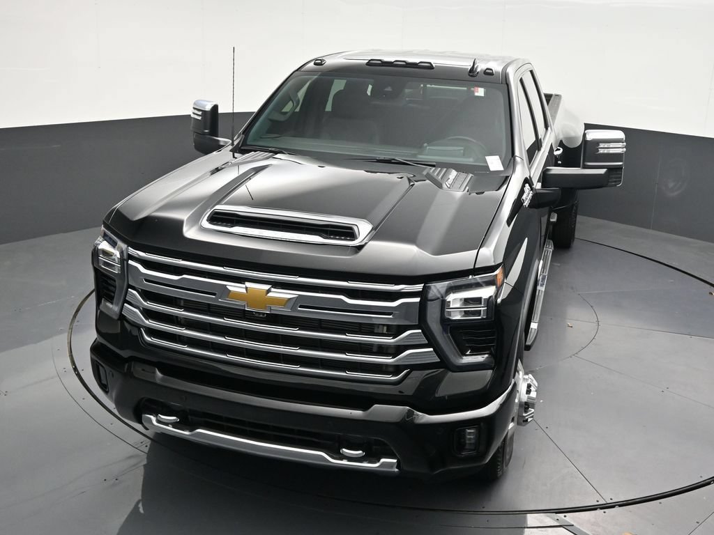 Used 2026 Chevrolet Silverado 3500 High Country w/ High Country Premium Package AWD/4WD image 26