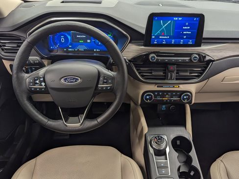 Used 2020 Ford Escape Titanium w/ Titanium Premium Package 2.0 image 24