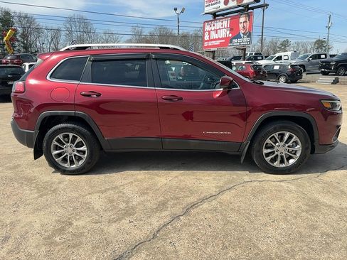 Used 2020 Jeep Cherokee Latitude Lux w/ Comfort/Convenience Group image 4