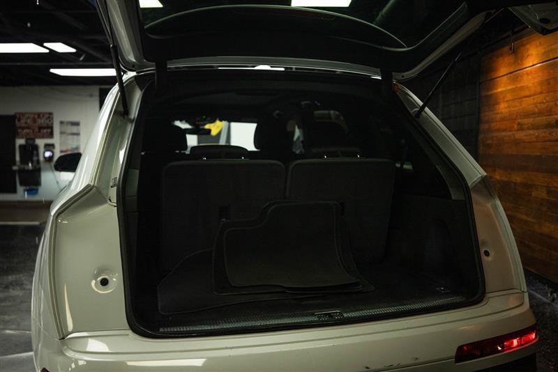 Used 2021 Audi Q7 2.0T Premium AWD/4WD image 7