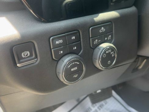 Used 2026 Chevrolet Silverado 1500 LT w/ Z71 Off-Road Package AWD/4WD image 15