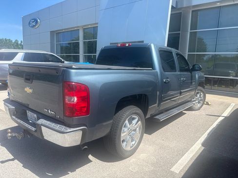Used 2009 Chevrolet Silverado 1500 LT w/ Texas Edition RWD image 4