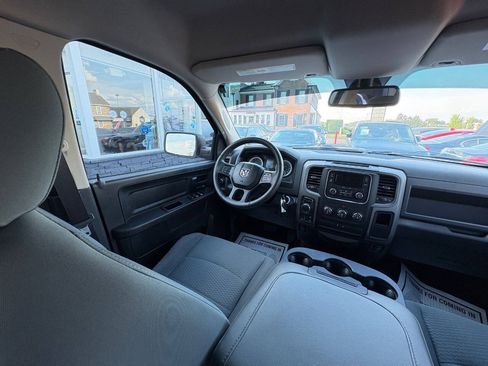 Used 2015 RAM 1500 Express AWD/4WD image 20