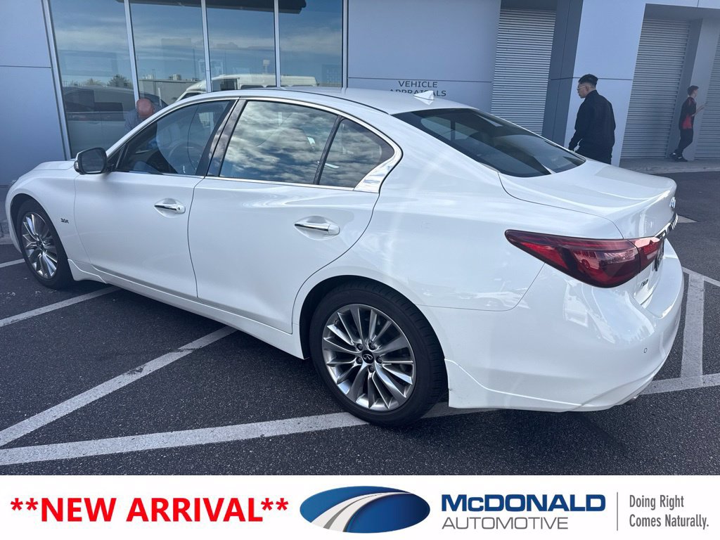 Used 2020 INFINITI Q50 Luxe w/ Essential Package (3.0T Luxe) AWD/4WD image 2