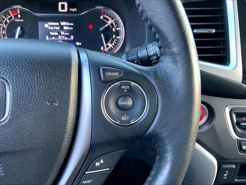 Used 2017 Honda Pilot EX-L image 25