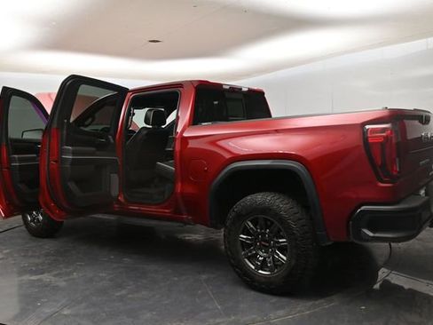 Used 2024 GMC Sierra 1500 AT4X image 31