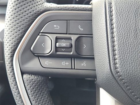 New 2025 Toyota Tacoma TRD Off-Road image 17