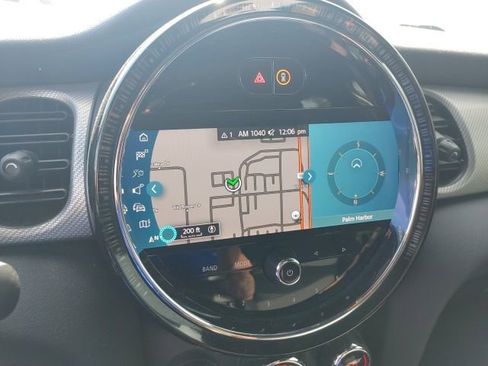 Used 2022 MINI Cooper S image 10