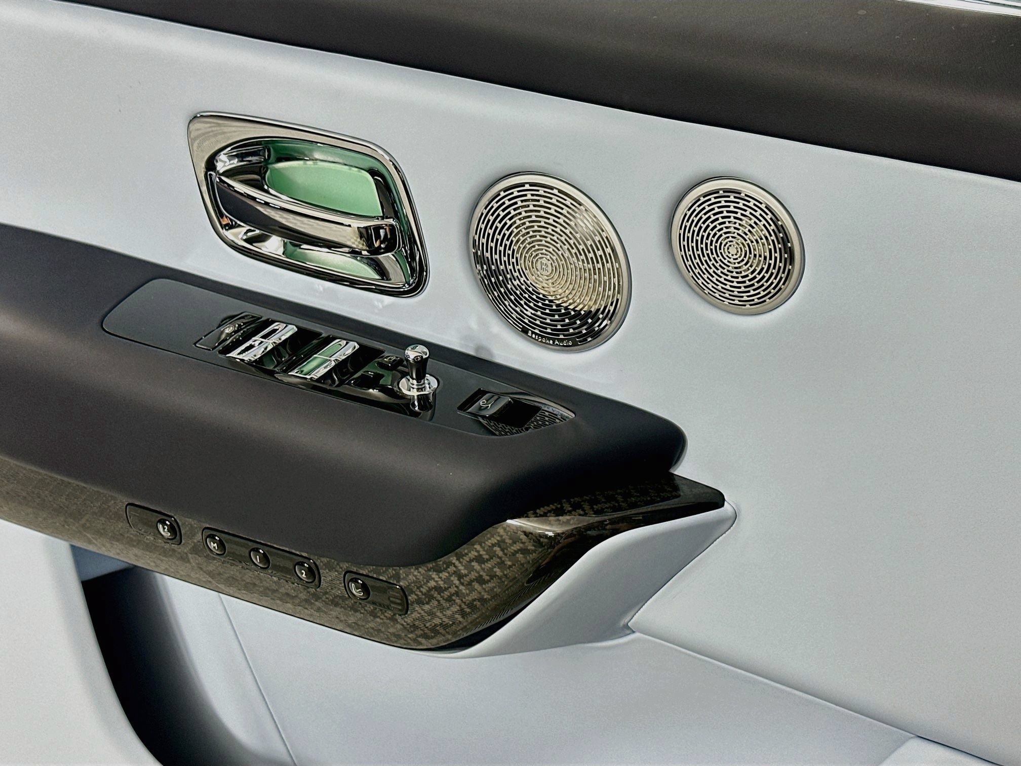 New 2027 Rolls-Royce Cullinan Black Badge AWD/4WD image 17