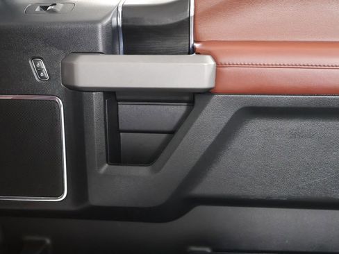 Used 2019 Ford F150 Platinum w/ Equipment Group 701A Luxury image 56