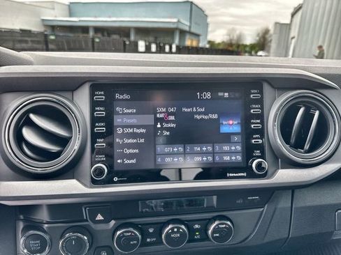 Used 2023 Toyota Tacoma TRD Sport w/ Technology Package image 25