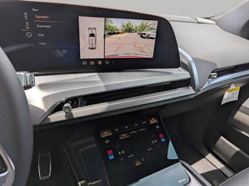 New 2026 Cadillac Vistiq Premium Luxury AWD/4WD image 11