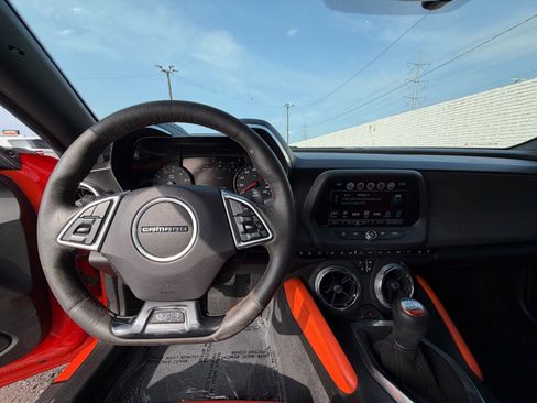 Used 2018 Chevrolet Camaro SS w/ Hot Wheels Edition image 12