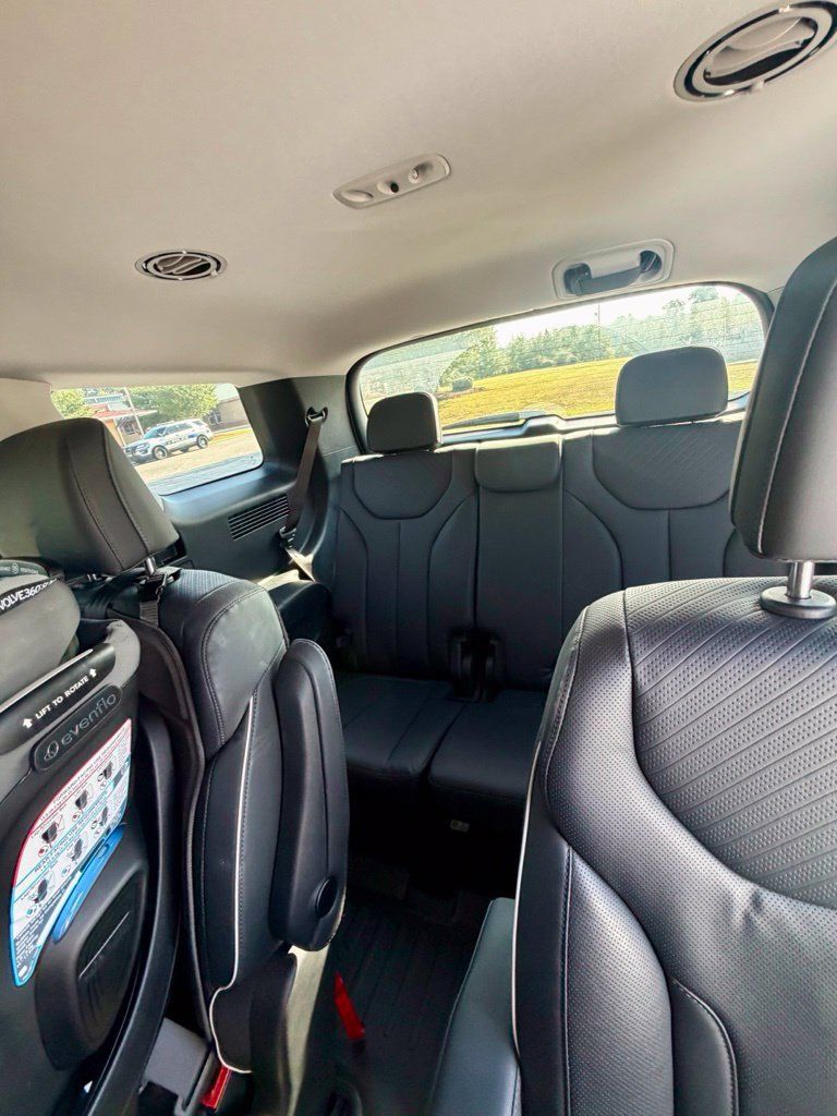 Used 2023 Hyundai Palisade XRT FWD image 3