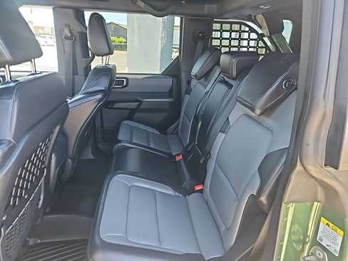 Used 2024 Ford Bronco Everglades AWD/4WD image 12