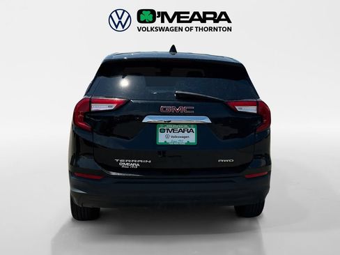 Used 2024 GMC Terrain SLE AWD/4WD image 4
