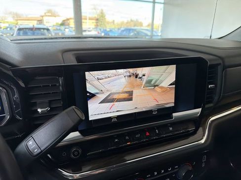 Certified 2024 Chevrolet Silverado 1500 LT image 25