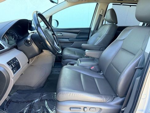 Used 2015 Honda Odyssey EX-L image 12