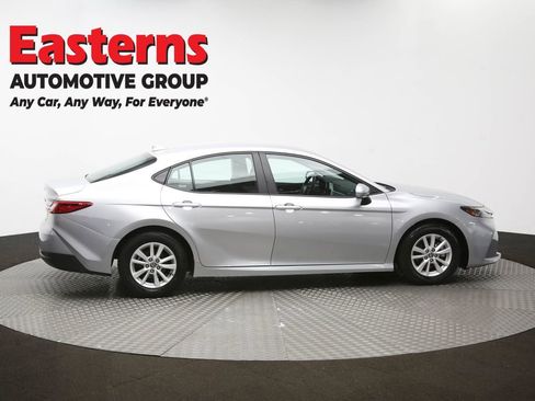 Used 2025 Toyota Camry LE image 46