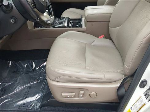 Used 2021 Lexus GX 460 Premium image 17