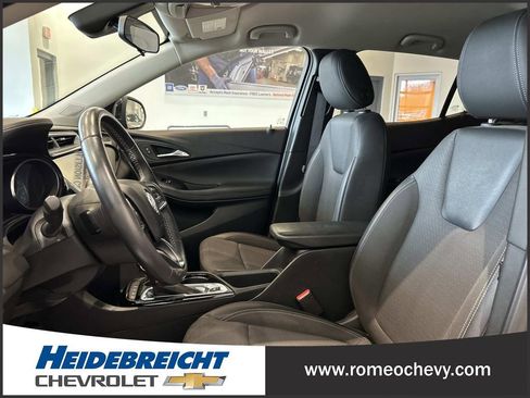 Used 2023 Buick Encore GX Select image 12